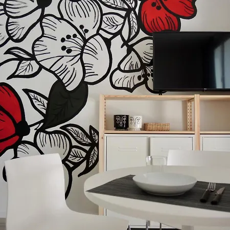 Libo House, By Short Holidays *