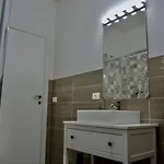 Libo House, By Short Holidays Apartman