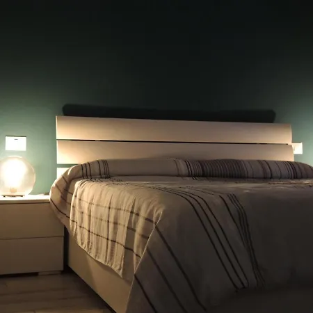 Libo House, By Short Holidays *