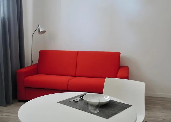 Libo House, By Short Holidays